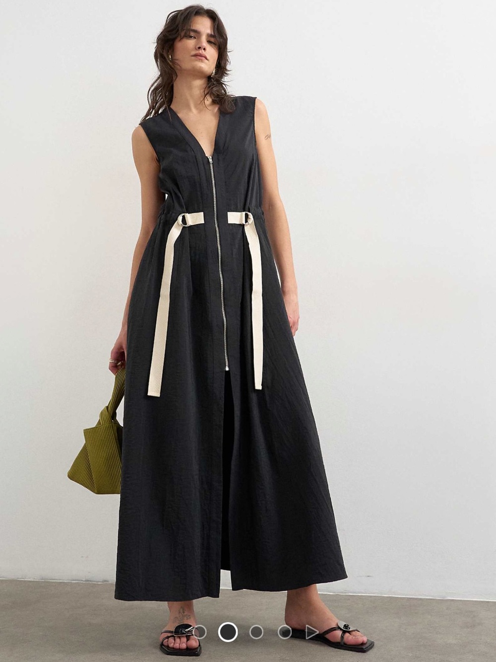 NWT Topshop Black Dress with Ivory Tag Detail
